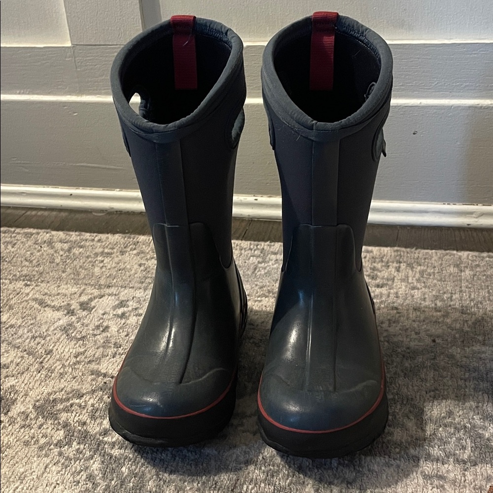 Dark Blue/Green Bogs Snow Boots with Red Trim